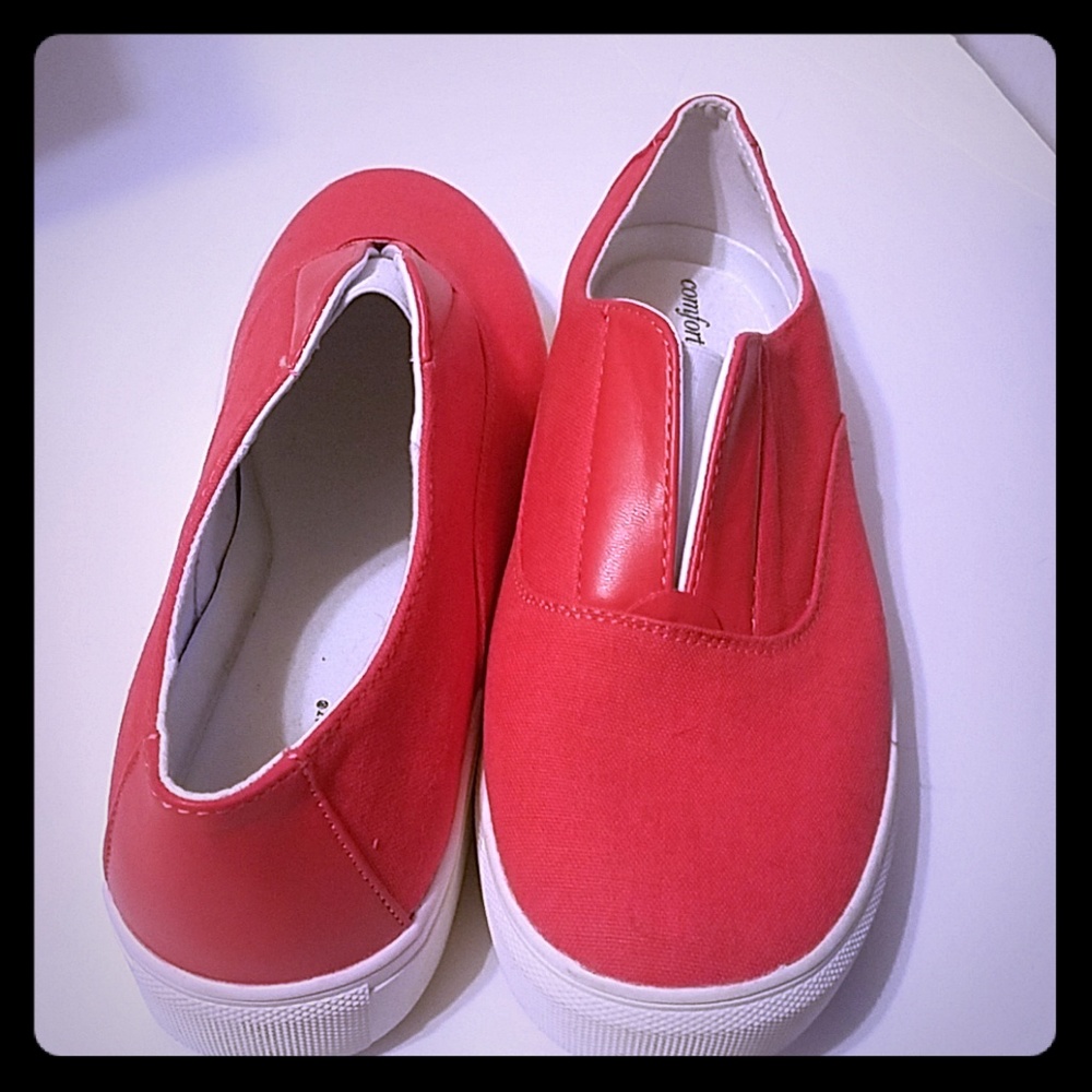 Comfortview pink shoes